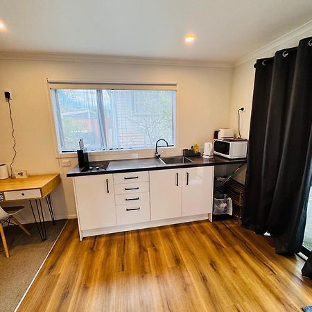 Modern 1 Bedroom Guest House Upper Hutt Eksteriør bilde
